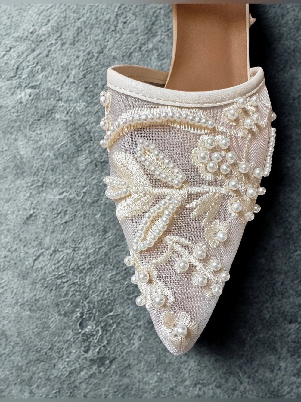 Embroidered Pearl Bridal Kitten Heel Ivory Size 8